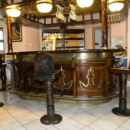 Fortuna 酒店 Dávod